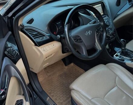 Чорний Хендай Грандер, об'ємом двигуна 3 л та пробігом 16 тис. км за 10000 $, фото 1 на Automoto.ua