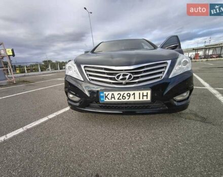 Чорний Хендай Грандер, об'ємом двигуна 3 л та пробігом 252 тис. км за 10500 $, фото 3 на Automoto.ua