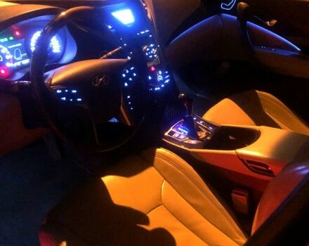 Чорний Хендай Грандер, об'ємом двигуна 3 л та пробігом 350 тис. км за 12000 $, фото 9 на Automoto.ua