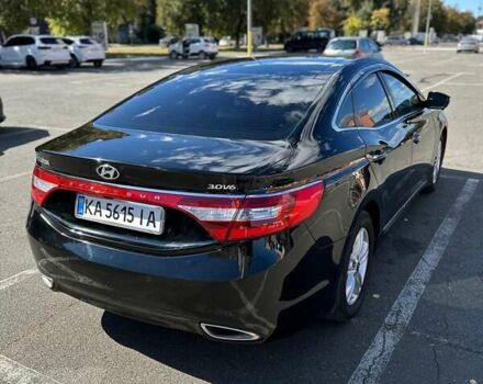 Чорний Хендай Грандер, об'ємом двигуна 3 л та пробігом 253 тис. км за 11500 $, фото 2 на Automoto.ua