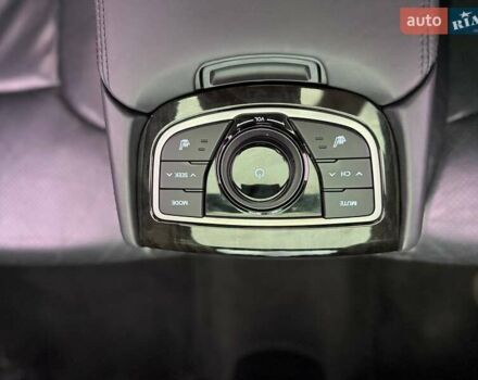 Черный Хендай Грандер, объемом двигателя 2.36 л и пробегом 305 тыс. км за 10490 $, фото 27 на Automoto.ua