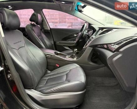 Черный Хендай Грандер, объемом двигателя 2.36 л и пробегом 305 тыс. км за 10490 $, фото 11 на Automoto.ua