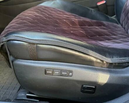 Чорний Хендай Грандер, об'ємом двигуна 3 л та пробігом 253 тис. км за 11500 $, фото 14 на Automoto.ua