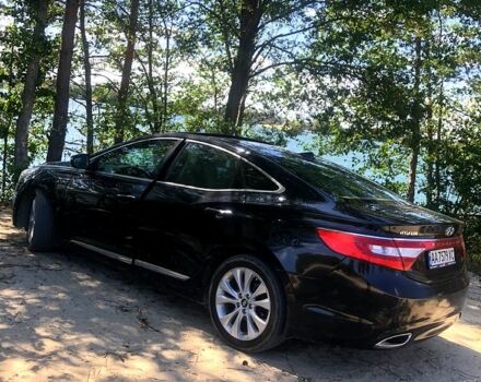 Чорний Хендай Грандер, об'ємом двигуна 3 л та пробігом 350 тис. км за 12000 $, фото 1 на Automoto.ua