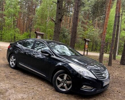 Чорний Хендай Грандер, об'ємом двигуна 3 л та пробігом 350 тис. км за 12000 $, фото 4 на Automoto.ua