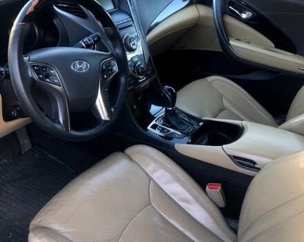 Чорний Хендай Грандер, об'ємом двигуна 3 л та пробігом 350 тис. км за 12000 $, фото 11 на Automoto.ua