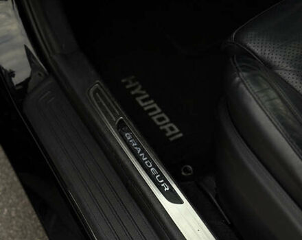 Черный Хендай Грандер, объемом двигателя 2.2 л и пробегом 315 тыс. км за 13300 $, фото 14 на Automoto.ua