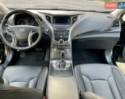 Черный Хендай Грандер, объемом двигателя 3 л и пробегом 190 тыс. км за 12300 $, фото 10 на Automoto.ua