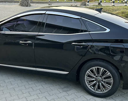 Черный Хендай Грандер, объемом двигателя 2.4 л и пробегом 160 тыс. км за 13500 $, фото 8 на Automoto.ua