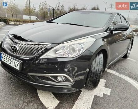 Чорний Хендай Грандер, об'ємом двигуна 3 л та пробігом 234 тис. км за 11100 $, фото 12 на Automoto.ua