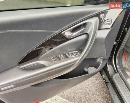 Чорний Хендай Грандер, об'ємом двигуна 3 л та пробігом 234 тис. км за 11100 $, фото 26 на Automoto.ua