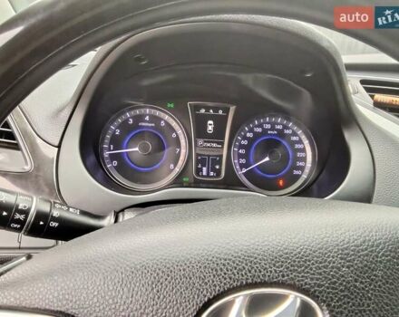 Чорний Хендай Грандер, об'ємом двигуна 3 л та пробігом 234 тис. км за 11100 $, фото 27 на Automoto.ua