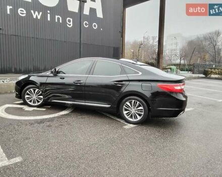 Чорний Хендай Грандер, об'ємом двигуна 3 л та пробігом 234 тис. км за 11100 $, фото 11 на Automoto.ua