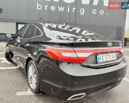 Чорний Хендай Грандер, об'ємом двигуна 3 л та пробігом 234 тис. км за 11100 $, фото 13 на Automoto.ua