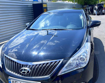 Чорний Хендай Грандер, об'ємом двигуна 3 л та пробігом 216 тис. км за 11500 $, фото 3 на Automoto.ua