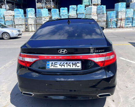 Чорний Хендай Грандер, об'ємом двигуна 3 л та пробігом 216 тис. км за 11500 $, фото 7 на Automoto.ua