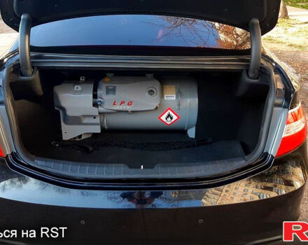 Черный Хендай Грандер, объемом двигателя 3 л и пробегом 240 тыс. км за 13000 $, фото 10 на Automoto.ua