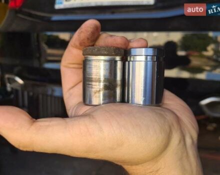 Черный Хендай Грандер, объемом двигателя 3 л и пробегом 270 тыс. км за 13000 $, фото 52 на Automoto.ua