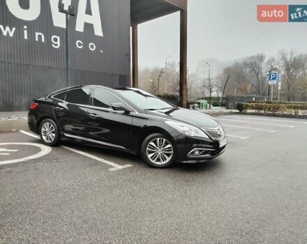 Чорний Хендай Грандер, об'ємом двигуна 3 л та пробігом 234 тис. км за 11100 $, фото 5 на Automoto.ua