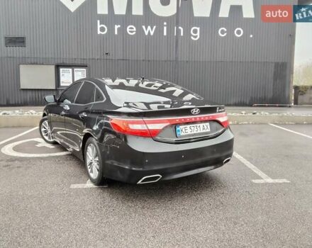 Чорний Хендай Грандер, об'ємом двигуна 3 л та пробігом 234 тис. км за 11100 $, фото 9 на Automoto.ua