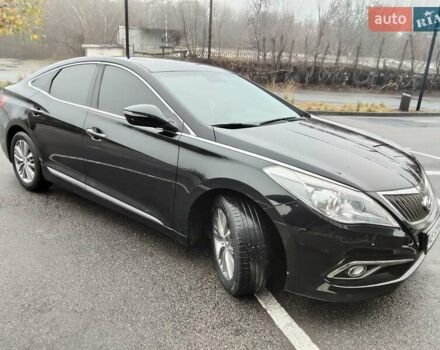 Чорний Хендай Грандер, об'ємом двигуна 3 л та пробігом 234 тис. км за 11100 $, фото 17 на Automoto.ua