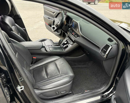 Черный Хендай Грандер, объемом двигателя 2.99 л и пробегом 299 тыс. км за 16500 $, фото 19 на Automoto.ua