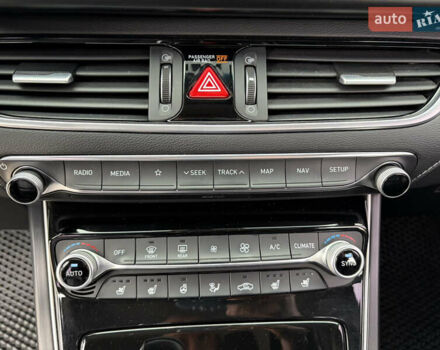 Черный Хендай Грандер, объемом двигателя 2.99 л и пробегом 299 тыс. км за 16500 $, фото 22 на Automoto.ua