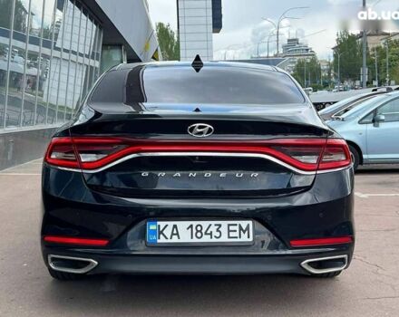 Черный Хендай Грандер, объемом двигателя 3 л и пробегом 234 тыс. км за 15000 $, фото 5 на Automoto.ua
