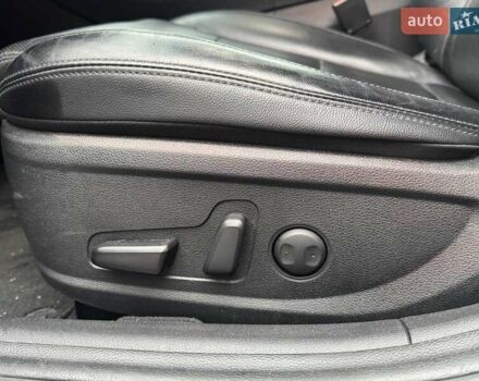 Чорний Хендай Грандер, об'ємом двигуна 3 л та пробігом 233 тис. км за 16990 $, фото 27 на Automoto.ua