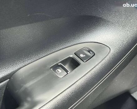 Черный Хендай Грандер, объемом двигателя 3 л и пробегом 234 тыс. км за 15000 $, фото 20 на Automoto.ua