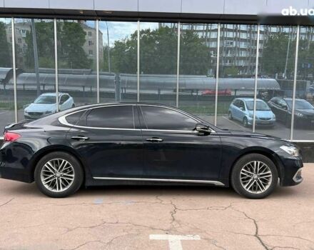 Черный Хендай Грандер, объемом двигателя 3 л и пробегом 234 тыс. км за 15000 $, фото 2 на Automoto.ua