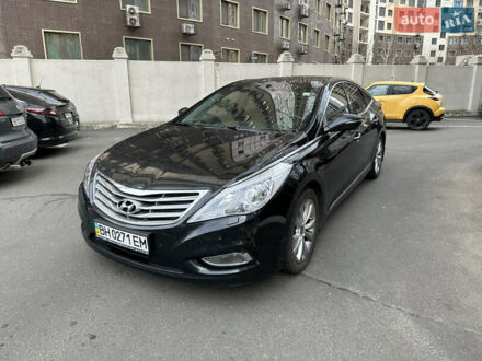 Хендай Грандер 2012 у Одесі на Automoto.ua Чорний Хендай Грандер, об'ємом двигуна 3 л та пробігом 215 тис. км за 12300 $, фото 1 на Automoto.ua