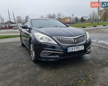 Черный Хендай Грандер, объемом двигателя 3 л и пробегом 400 тыс. км за 12000 $, фото 1 на Automoto.ua