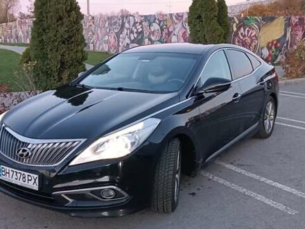 Черный Хендай Грандер, объемом двигателя 3 л и пробегом 270 тыс. км за 13000 $, фото 1 на Automoto.ua