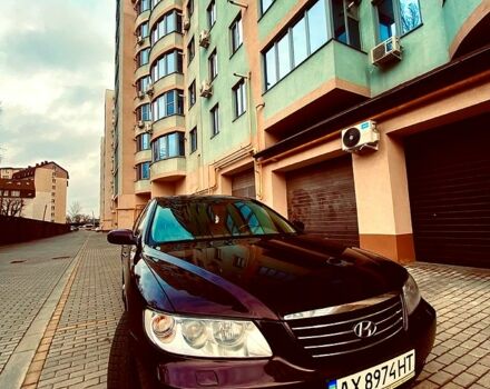 Коричневый Хендай Грандер, объемом двигателя 3.3 л и пробегом 305 тыс. км за 5300 $, фото 1 на Automoto.ua