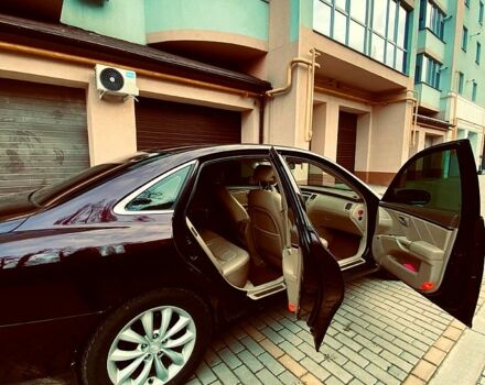 Коричневый Хендай Грандер, объемом двигателя 3.3 л и пробегом 305 тыс. км за 5300 $, фото 1 на Automoto.ua