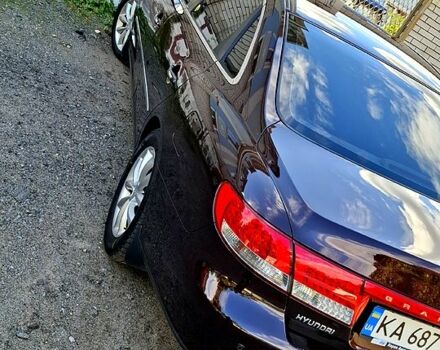 Червоний Хендай Грандер, об'ємом двигуна 3.3 л та пробігом 280 тис. км за 6500 $, фото 3 на Automoto.ua