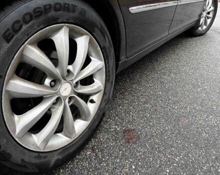 Красный Хендай Грандер, объемом двигателя 3.3 л и пробегом 246 тыс. км за 5990 $, фото 9 на Automoto.ua