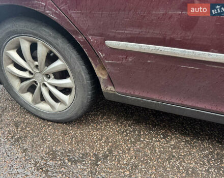 Красный Хендай Грандер, объемом двигателя 3.3 л и пробегом 187 тыс. км за 5400 $, фото 9 на Automoto.ua