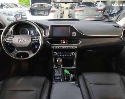 Хендай Грандер 2017 у Києві на Automoto.ua Хендай Грандер, об'ємом двигуна 3 л та пробігом 189 тис. км за 18900 $, фото 18 на Automoto.ua