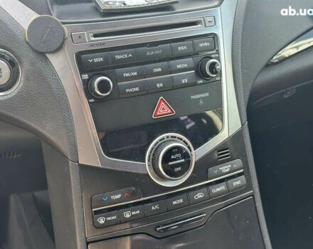 Хендай Грандер, объемом двигателя 3 л и пробегом 265 тыс. км за 14490 $, фото 20 на Automoto.ua