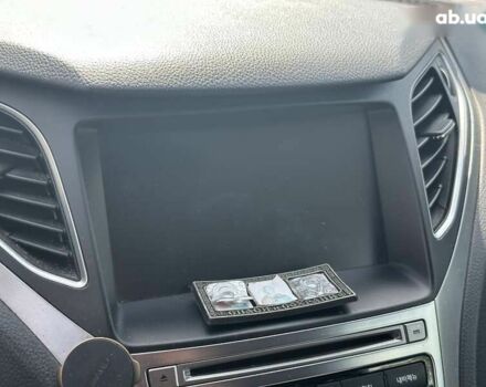 Хендай Грандер, объемом двигателя 3 л и пробегом 265 тыс. км за 14490 $, фото 19 на Automoto.ua