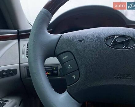 Сірий Хендай Грандер, об'ємом двигуна 3.34 л та пробігом 237 тис. км за 6490 $, фото 32 на Automoto.ua