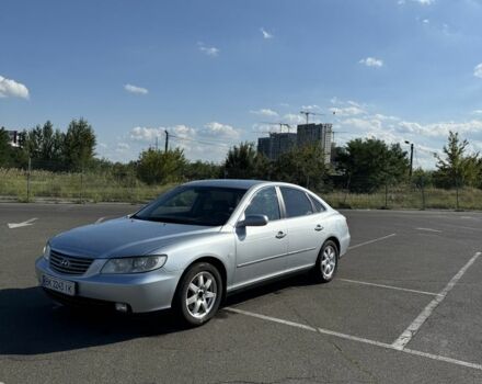 Серый Хендай Грандер, объемом двигателя 3.3 л и пробегом 250 тыс. км за 4999 $, фото 11 на Automoto.ua