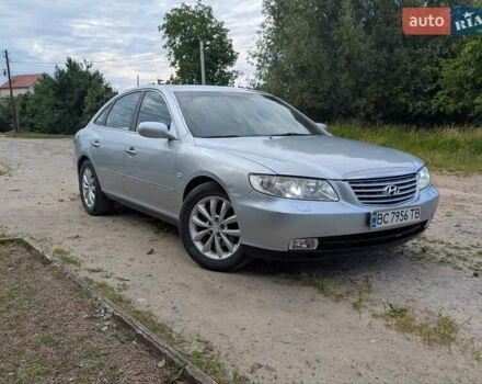 Сірий Хендай Грандер, об'ємом двигуна 3.3 л та пробігом 260 тис. км за 6700 $, фото 7 на Automoto.ua
