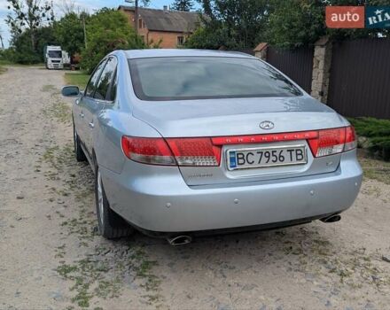 Сірий Хендай Грандер, об'ємом двигуна 3.3 л та пробігом 260 тис. км за 6700 $, фото 12 на Automoto.ua