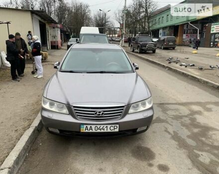 Сірий Хендай Грандер, об'ємом двигуна 3.3 л та пробігом 340 тис. км за 5700 $, фото 1 на Automoto.ua