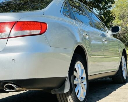 Серый Хендай Грандер, объемом двигателя 3.3 л и пробегом 290 тыс. км за 5700 $, фото 6 на Automoto.ua