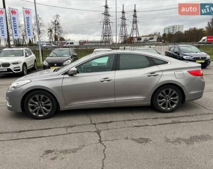 Серый Хендай Грандер, объемом двигателя 3 л и пробегом 93 тыс. км за 11900 $, фото 5 на Automoto.ua