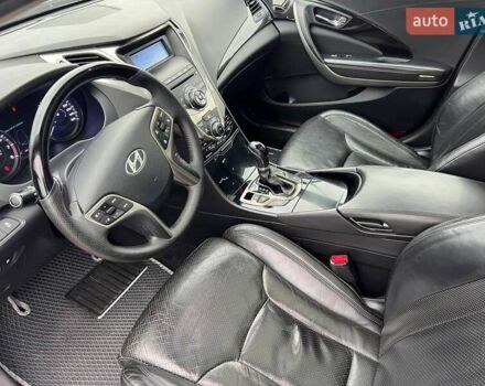 Серый Хендай Грандер, объемом двигателя 3 л и пробегом 93 тыс. км за 11900 $, фото 12 на Automoto.ua